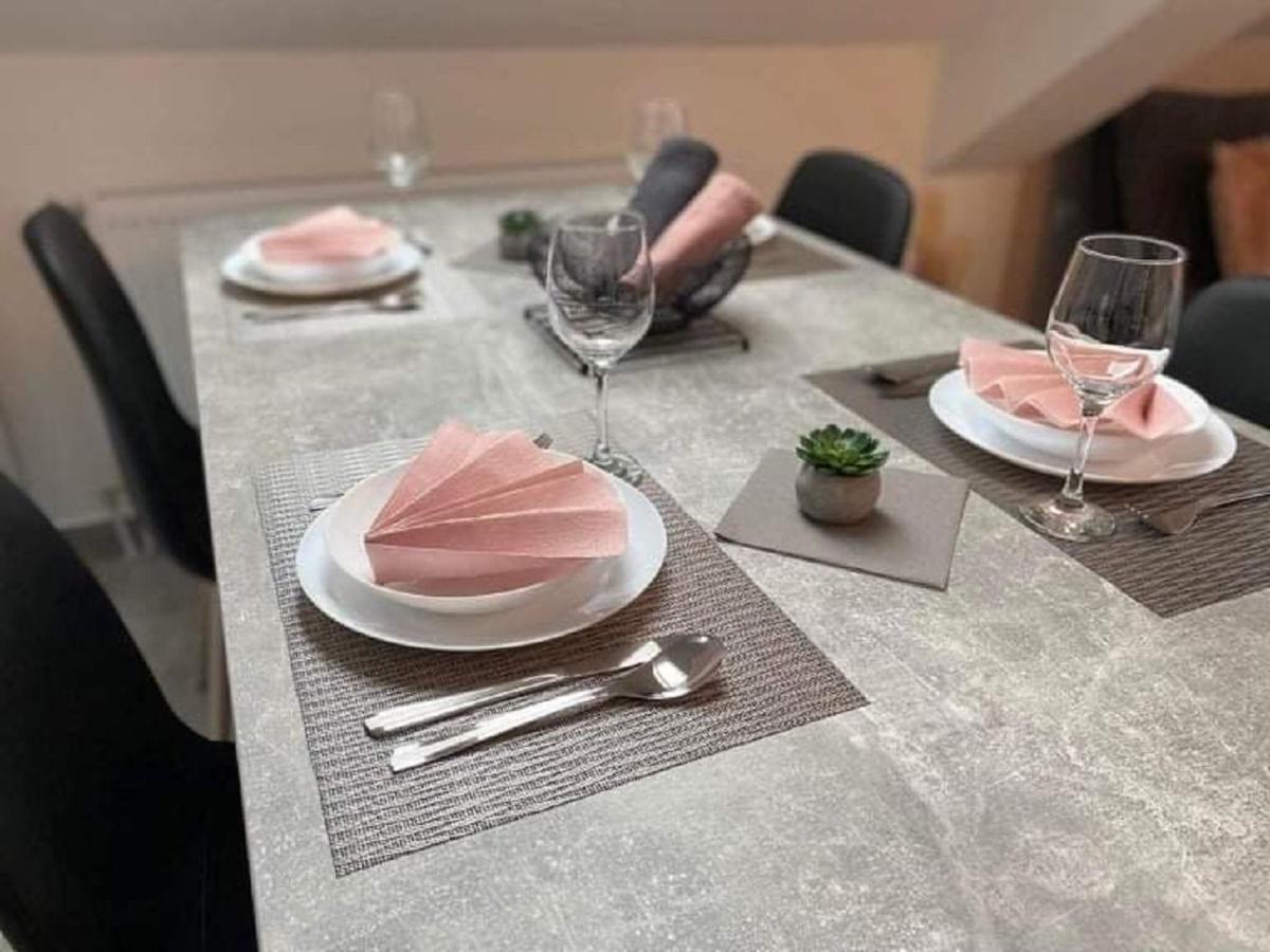 Greta Lux Apartman Appartement Hajdúszoboszló Buitenkant foto